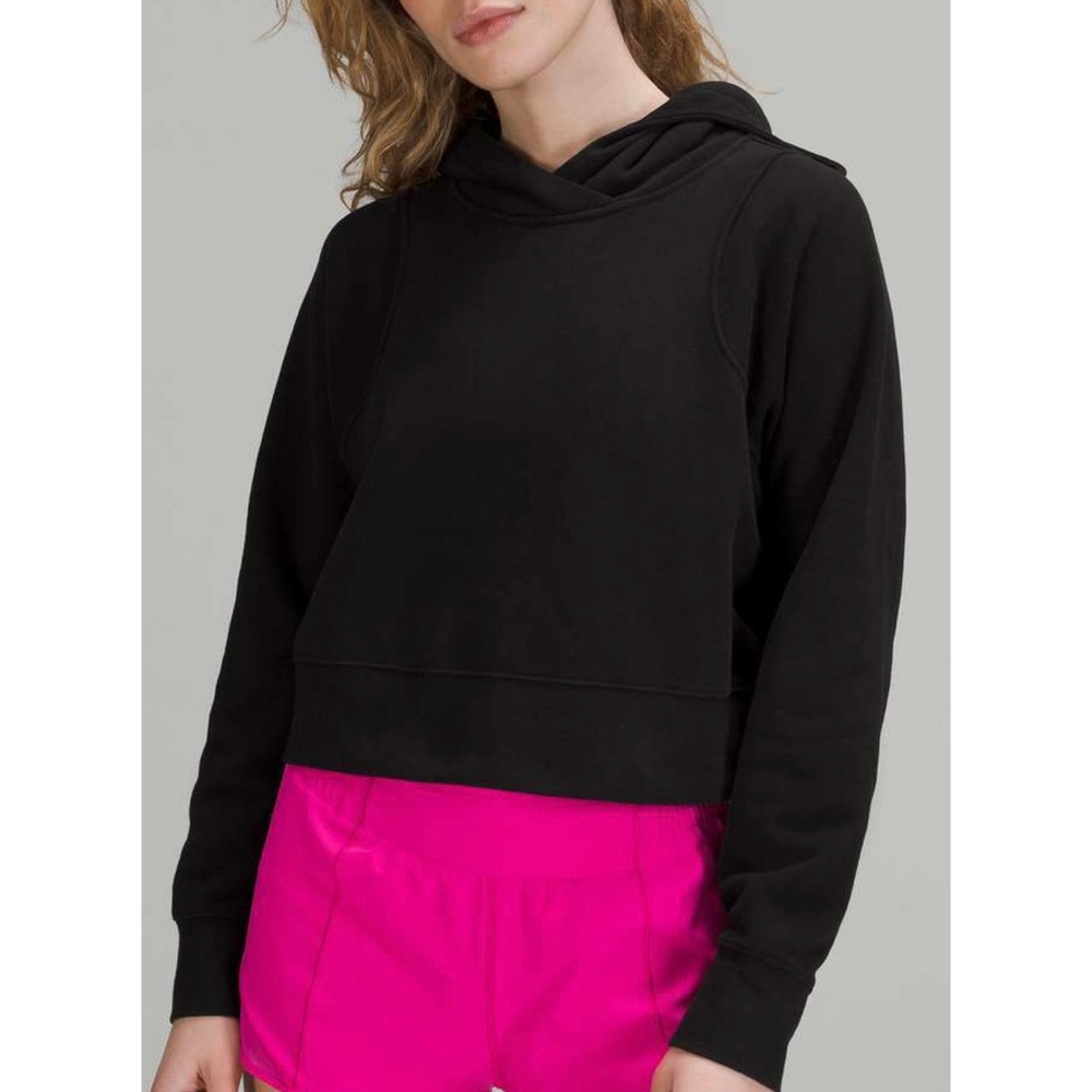 Lululemon Cropped Black Hoodie Loungeful Workout Yoga Pilates Sweatshirt Size 6